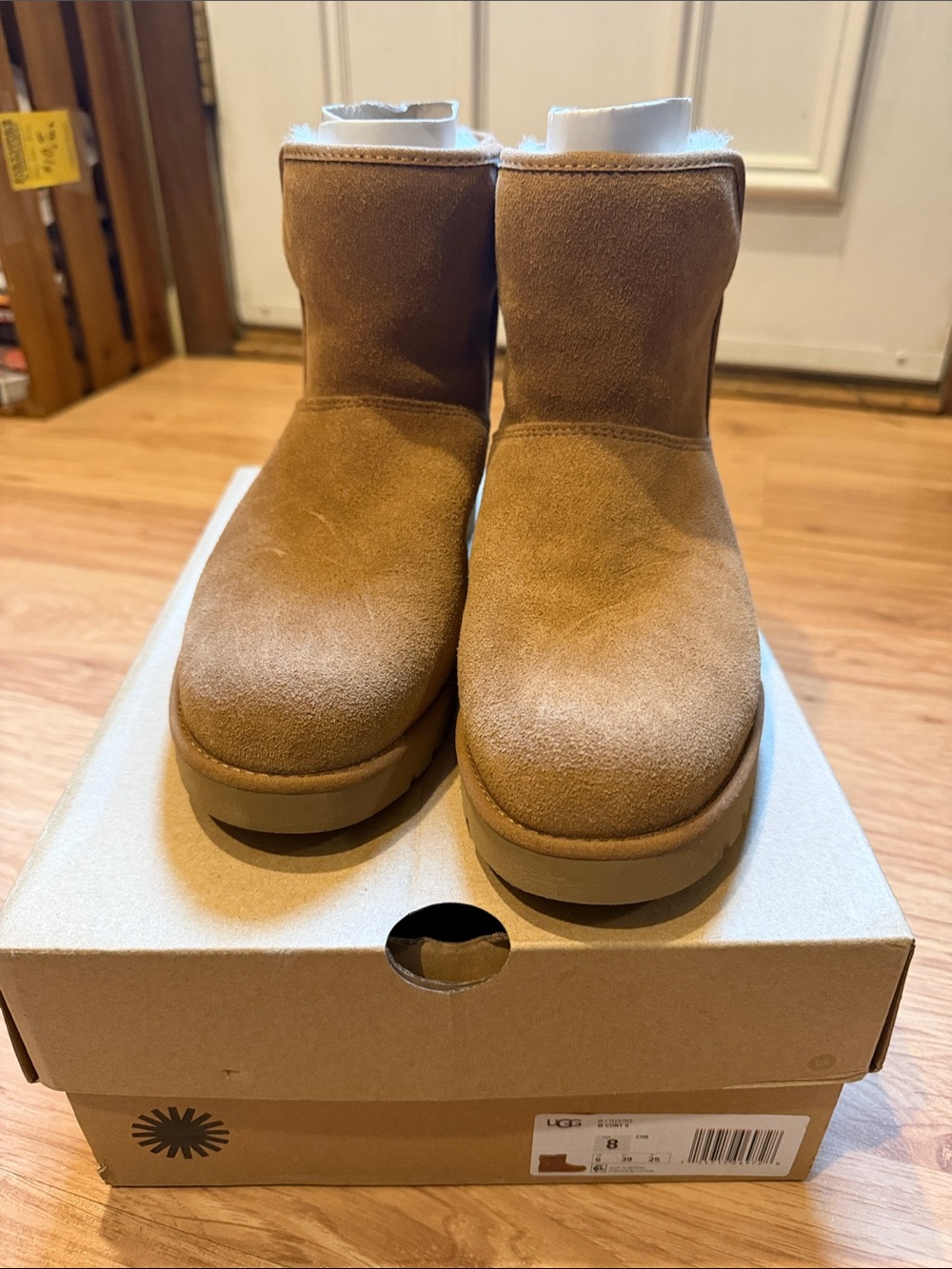 UGG Men's Classic Short Suede Boot in Chestnut